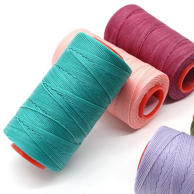 Πλούσια χρώματα 210d Πολυεστέρα κεραμμένο νήμα για ράψιμο δερμάτινο υλικό κώνου πλαστικό