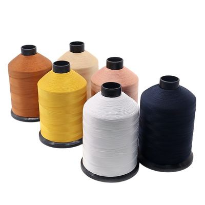 Χαμηλή συρρίκνωση V-92 16oz. 6000Y λευκό νήμα πολυεστέρα για ράψιμο χαλιών