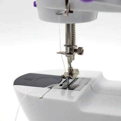 UFR-202 Handy Mini Sewing Machine Φορητή και φιλική προς το χρήστη με χειροκίνητη λειτουργία