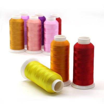 4000 Yard/cone Polyester κεντημένο νήμα για μηχανή κεντημάτων παρτίδα απόθεμα 700 χρώματα